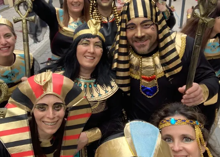 Fazunchar アパート *